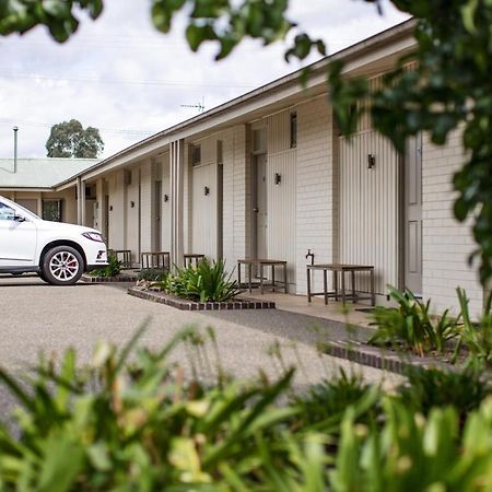 Merivale Motel Tumut Exterior foto